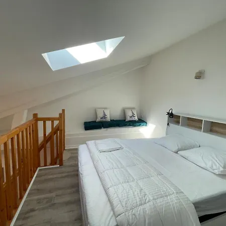Le Saudade - Superbe Duplex Au Coeur Du Port Appartement Rochefort